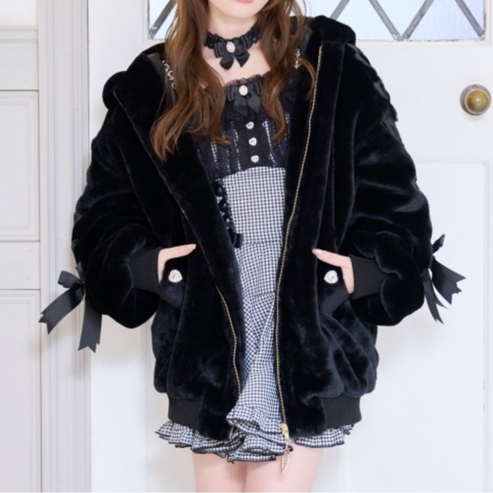 NWT LIZ LISA Bunny Hood Fur Blouson Black Gold